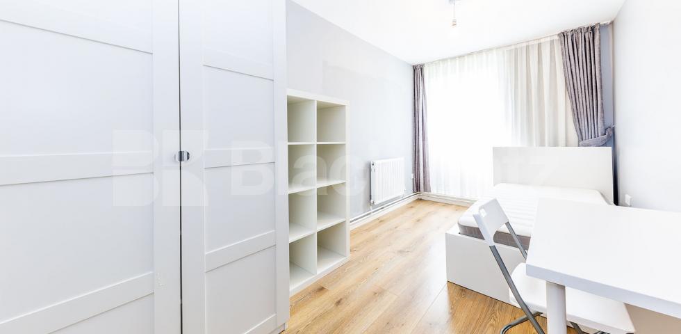 			NEW INSTRUCTION - ZONE1! GREAT FOR 4 SHARERS!, 3 Bedroom, 1 bath, 1 reception Flat			 Stanhope Street, EUSTON-CAMDEN